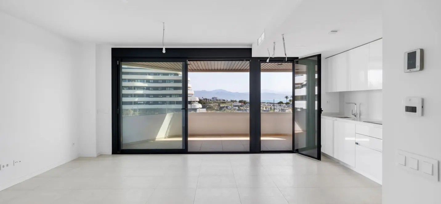 Sale of middle floor apartment in Los Alamos 1