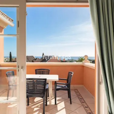 Продажа двухуровневого пентхауса в Nueva Andalucía