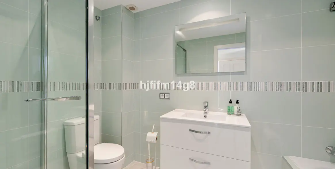 Продажа двухуровневого пентхауса в Nueva Andalucía 18