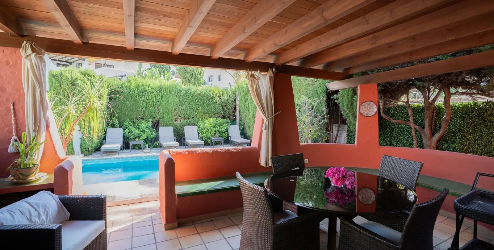 Venta de villa independiente en Marbella 2