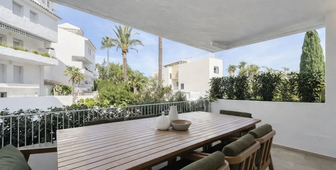 Продажа двухуровневых апартаментов в Marbella 9