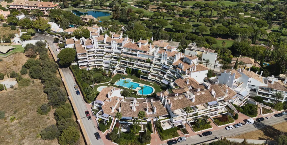 Продажа двухуровневых апартаментов в Marbella 21