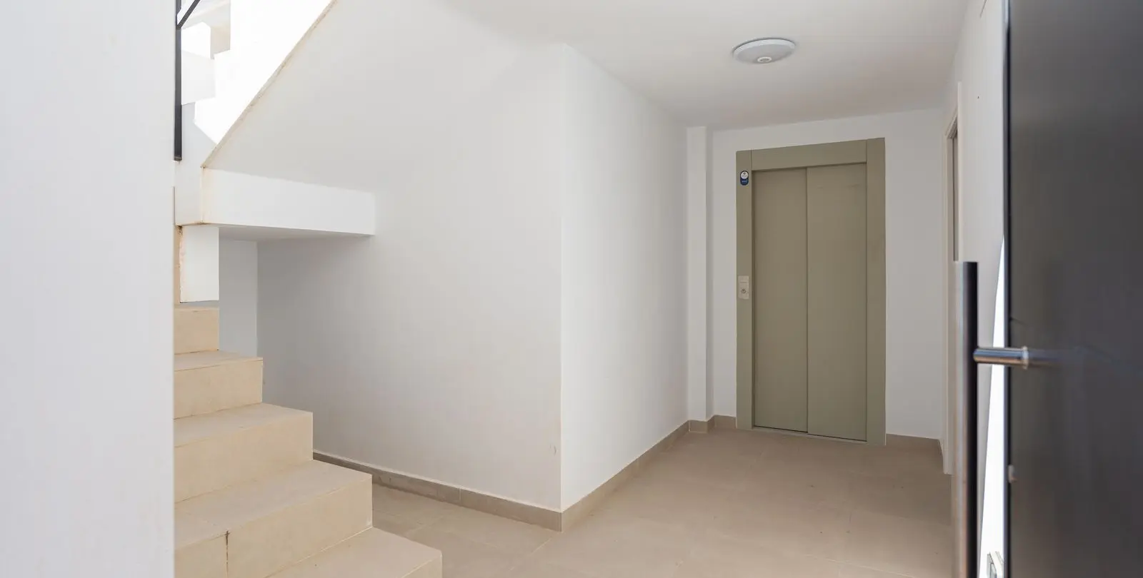 Продажа  отдельно стоящей виллы в La Cala de Mijas 79