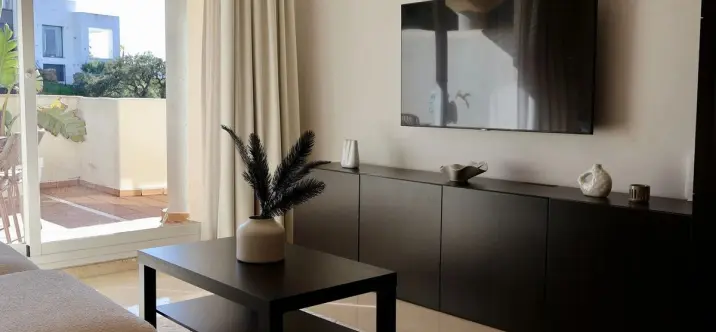 Alquiler a largo plazo de ático en Elviria 2