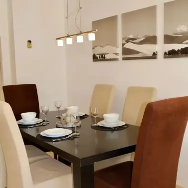 Alquiler a largo plazo de ático en Elviria