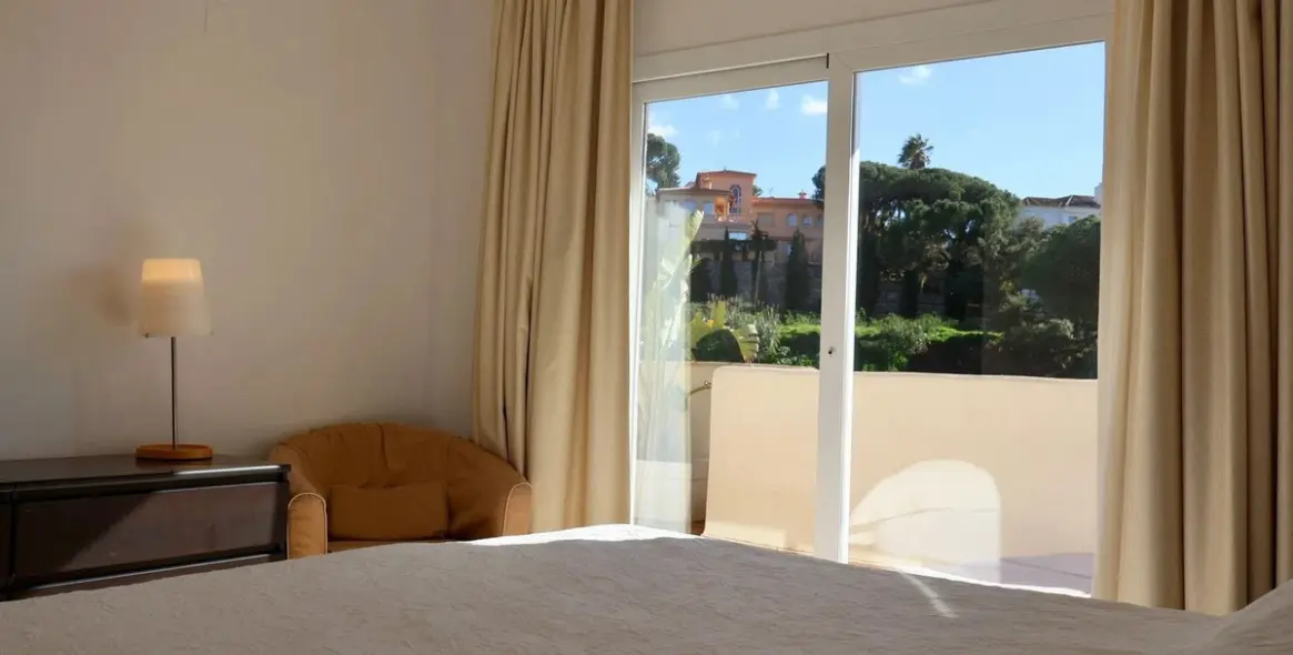 Долгосрочная аренда пентхауса в Elviria 22