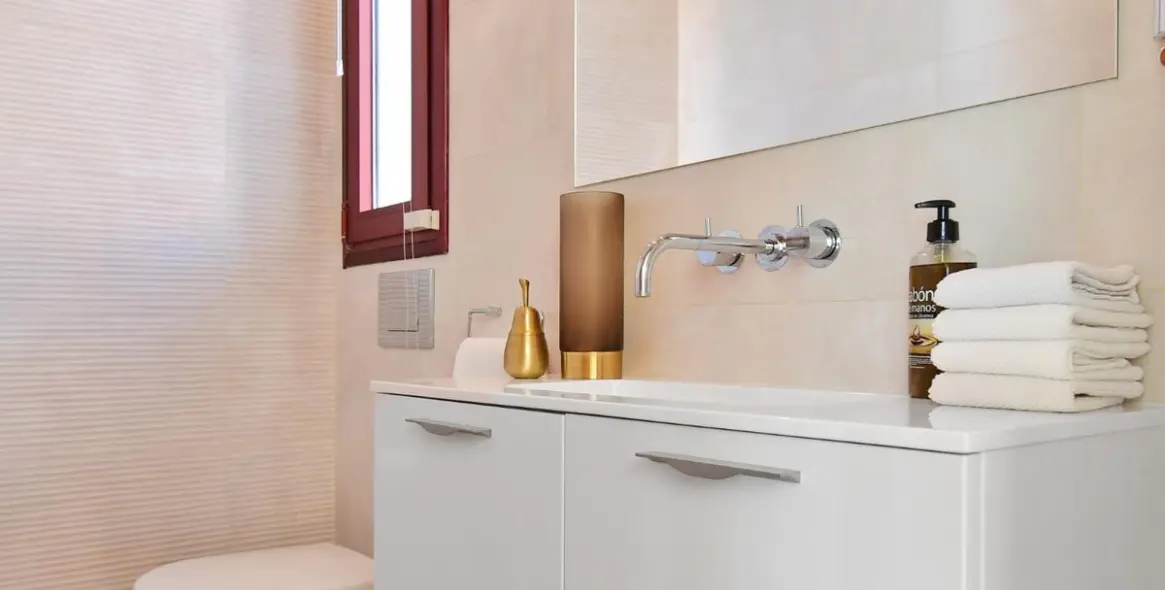 Продажа  отдельно стоящей виллы в Nueva Andalucía 32