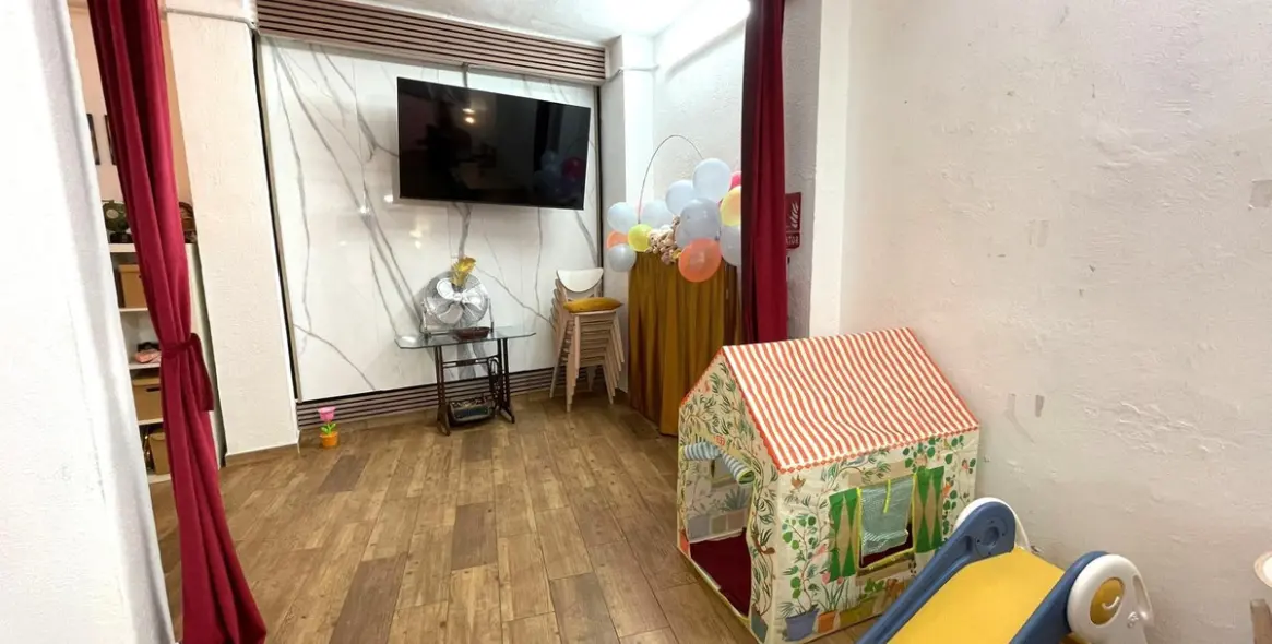 Long-term rent of commercial premises in Málaga 18