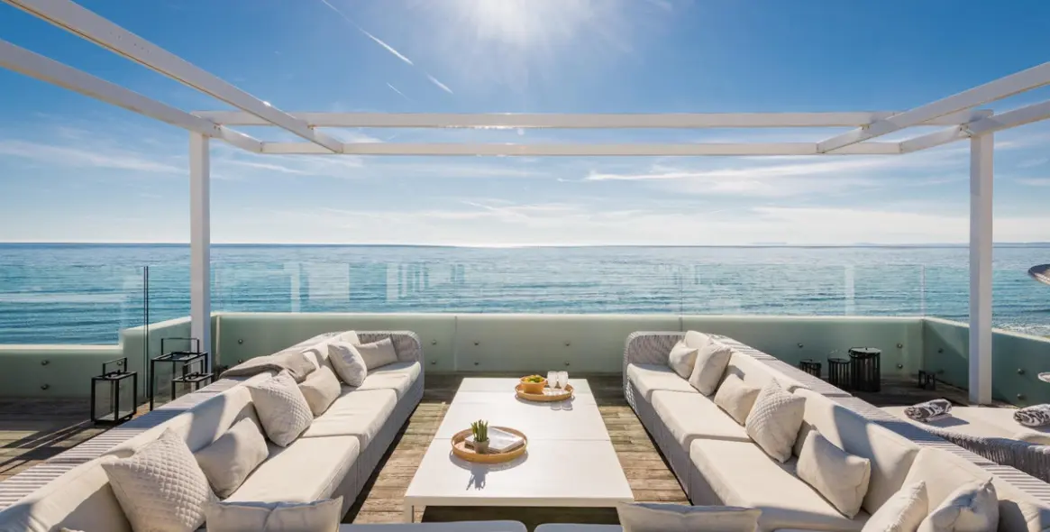 Short-term rent of detached villa in Marbella 25