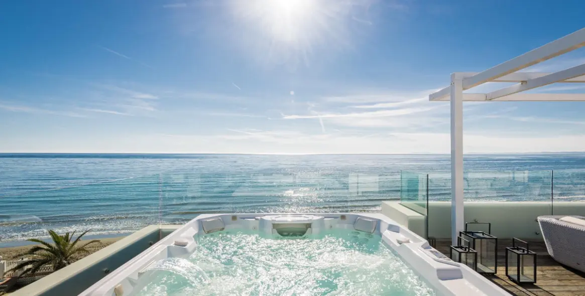 Short-term rent of detached villa in Marbella 28