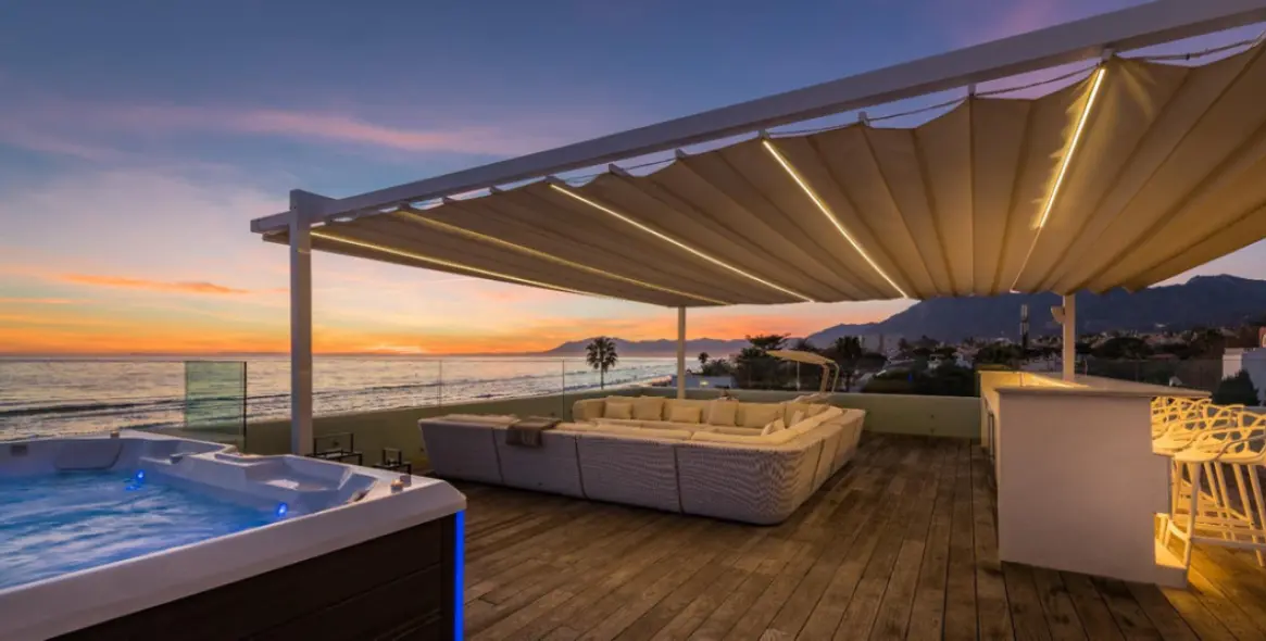 Short-term rent of detached villa in Marbella 32