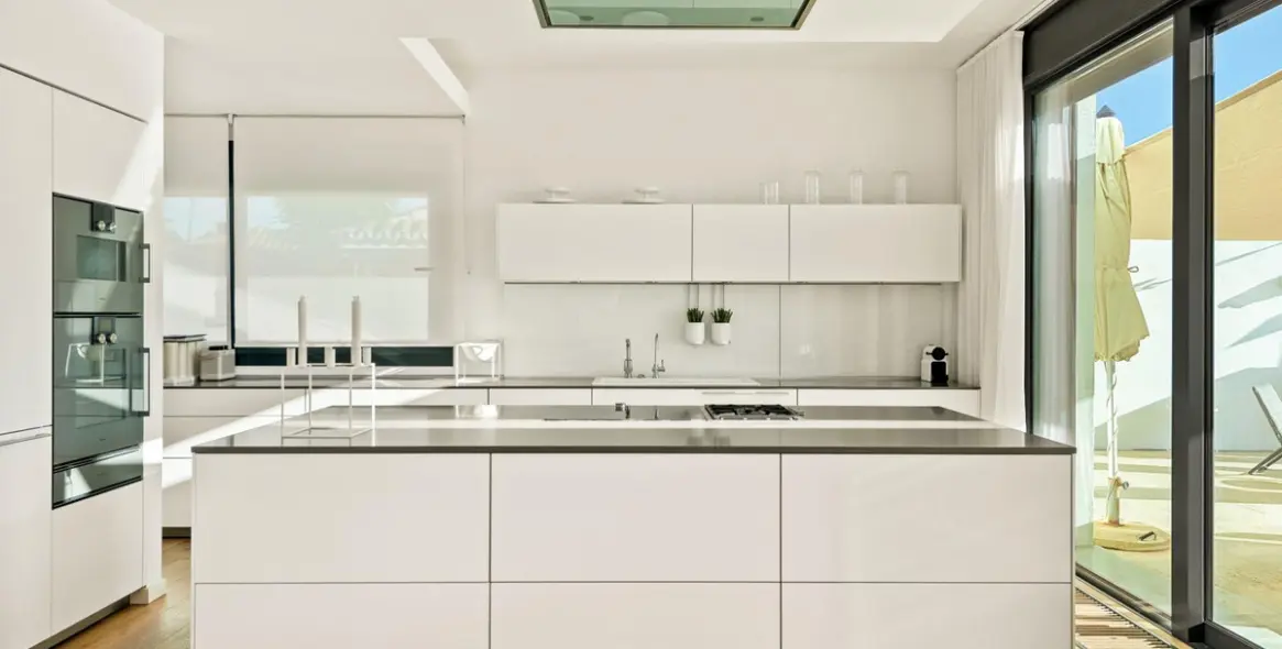 Short-term rent of detached villa in Marbella 48