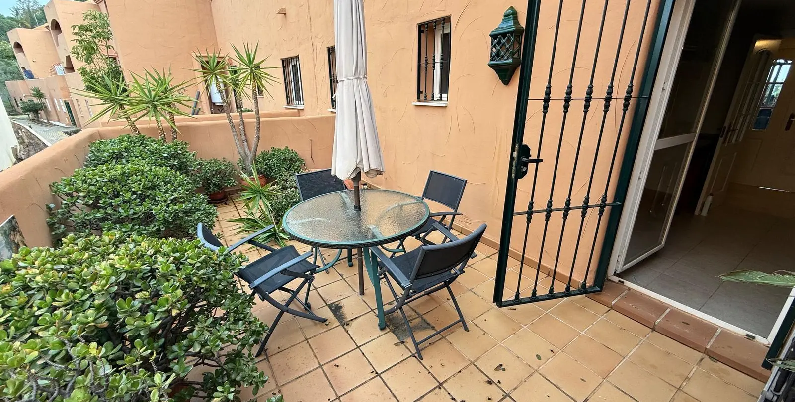 Продажа апартаментов на среднем этаже в Elviria 2