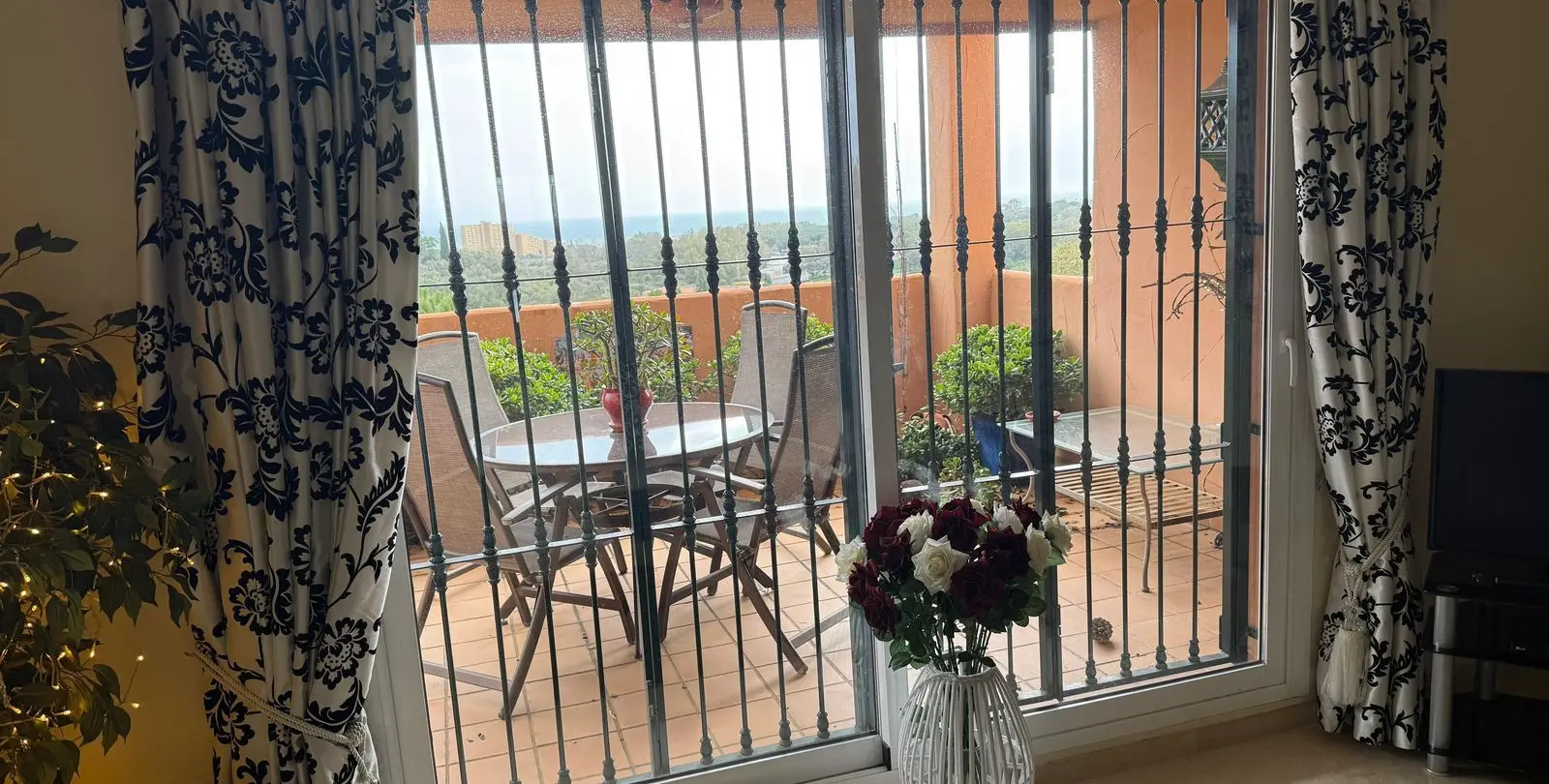 Продажа апартаментов на среднем этаже в Elviria 20