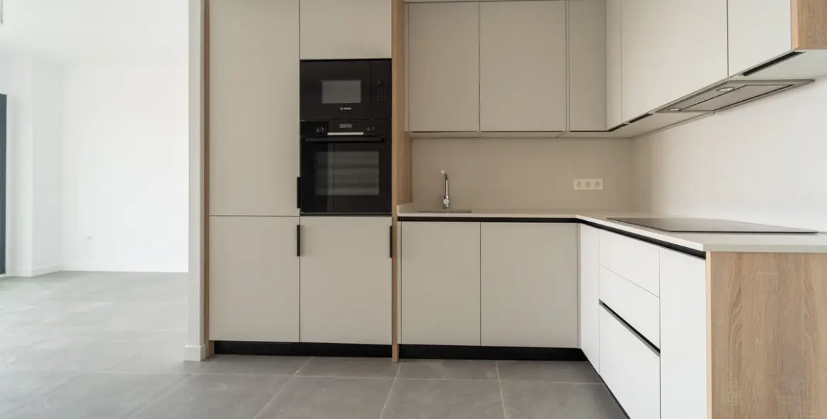 Sale of middle floor apartment in Mijas Costa 14