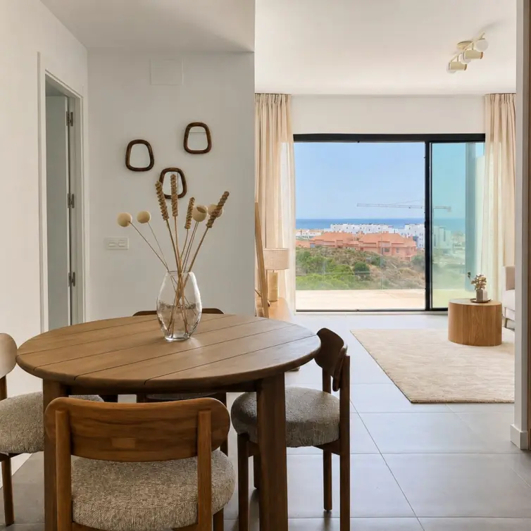 Sale of middle floor apartment in Mijas Costa