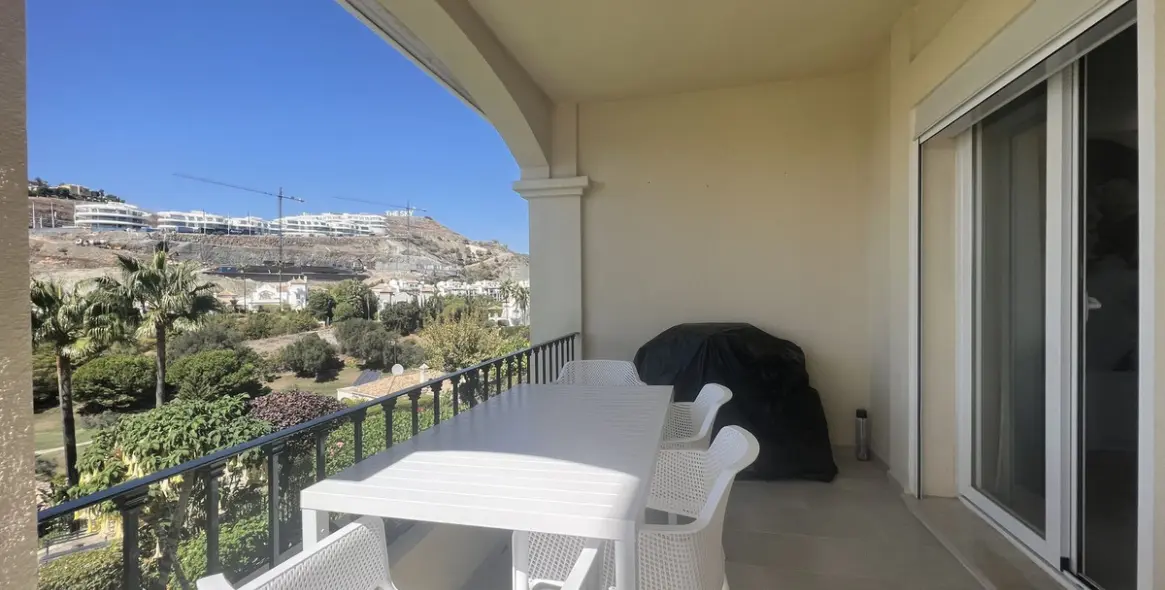 Venta de ático dúplex en La Quinta 9