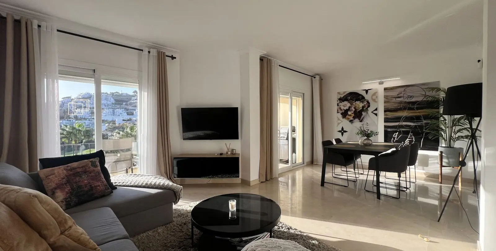 Sale of penthouse duplex in La Quinta 2