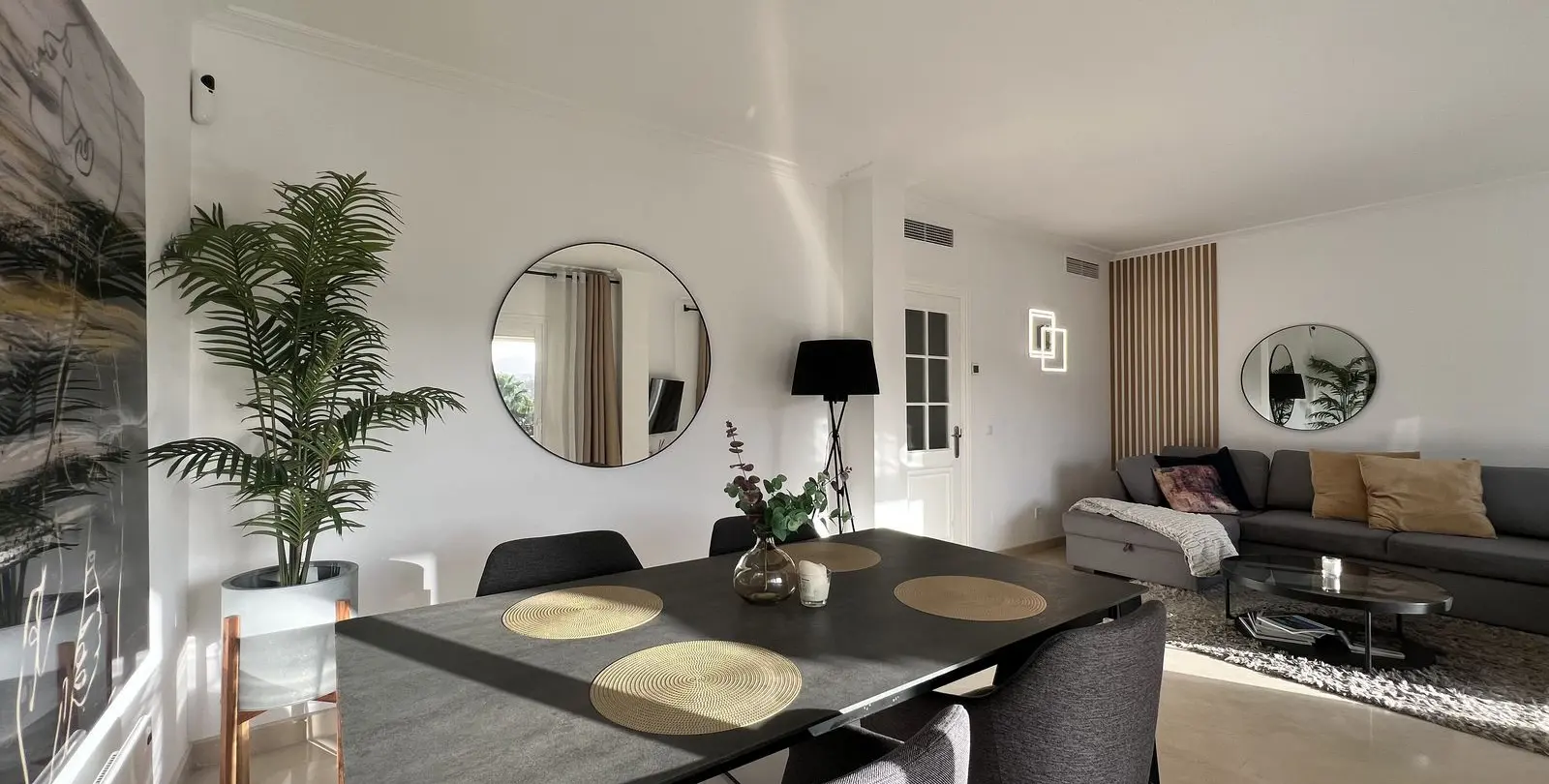 Sale of penthouse duplex in La Quinta 5