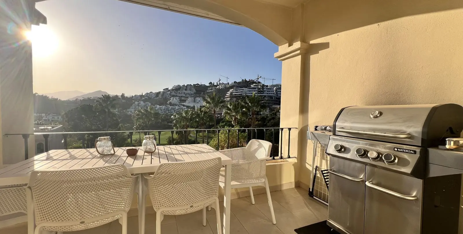 Sale of penthouse duplex in La Quinta 19