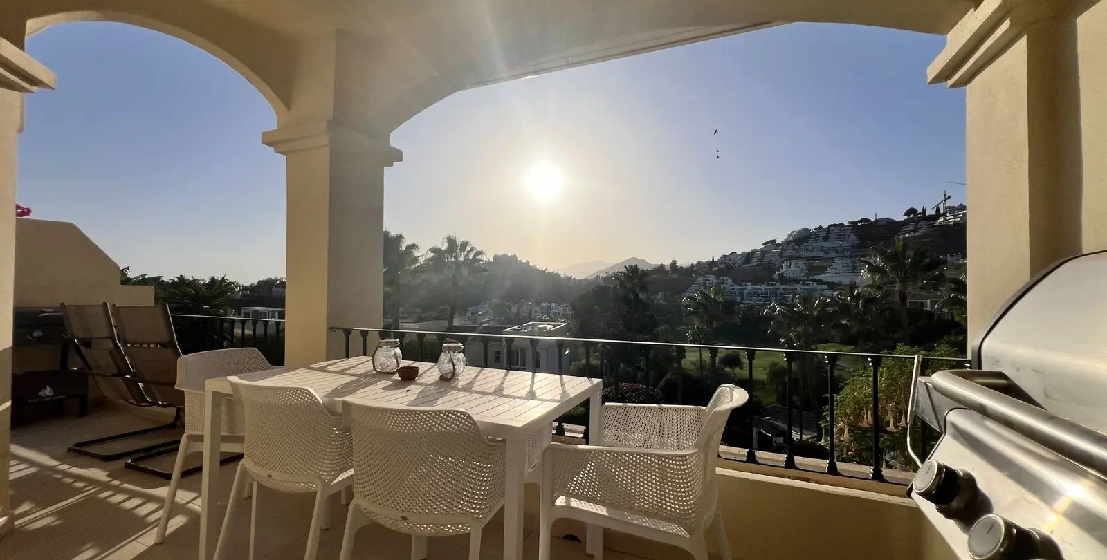 Sale of penthouse duplex in La Quinta 21