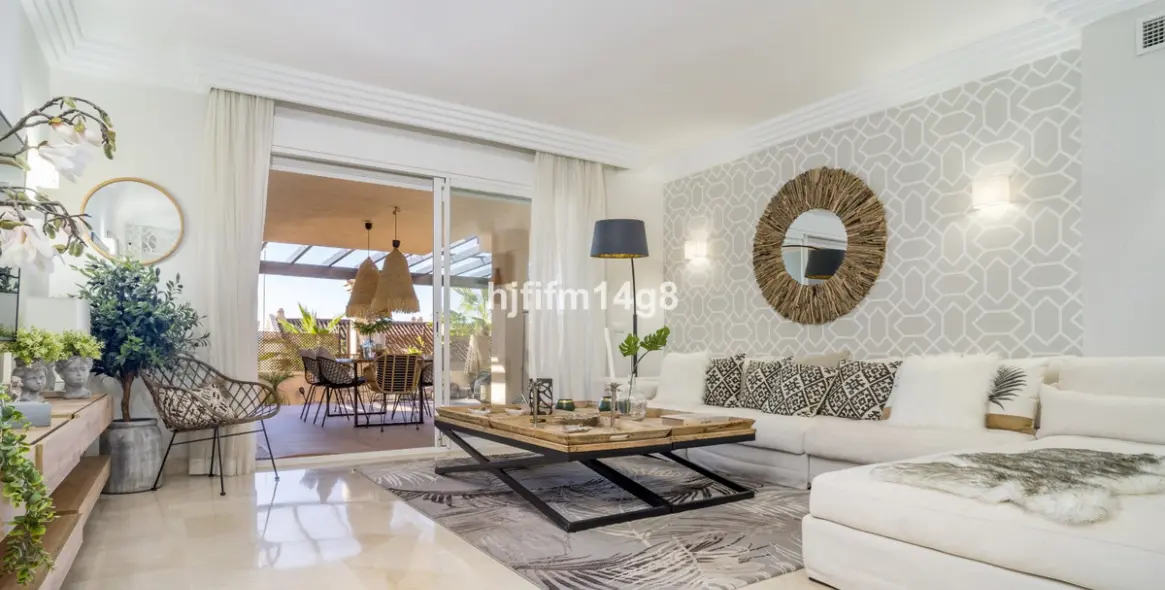 Venta de apartamento en planta baja en Nueva Andalucía 6