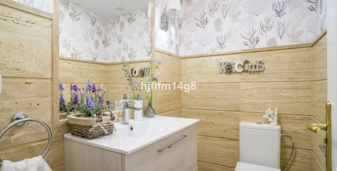 Venta de apartamento en planta baja en Nueva Andalucía 18