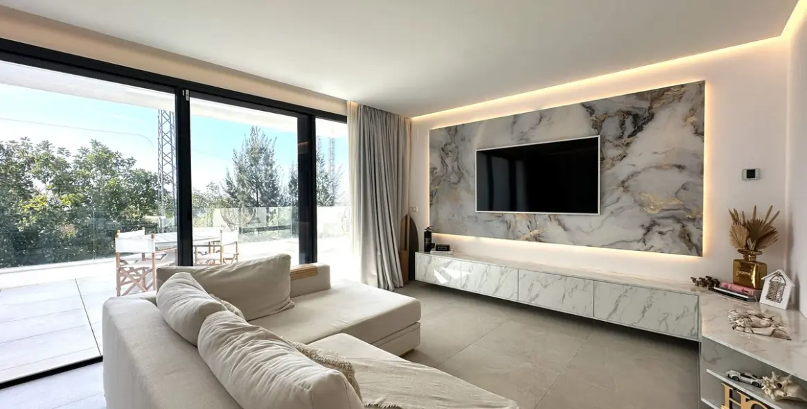 Venta de ático dúplex en Cabopino 1