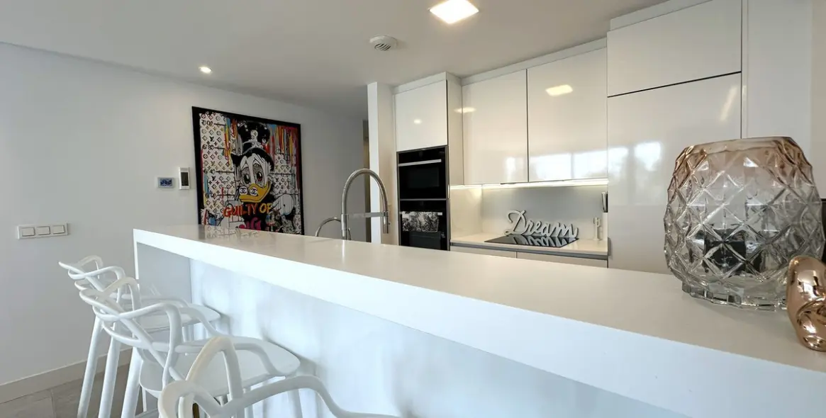 Venta de ático dúplex en Cabopino 14