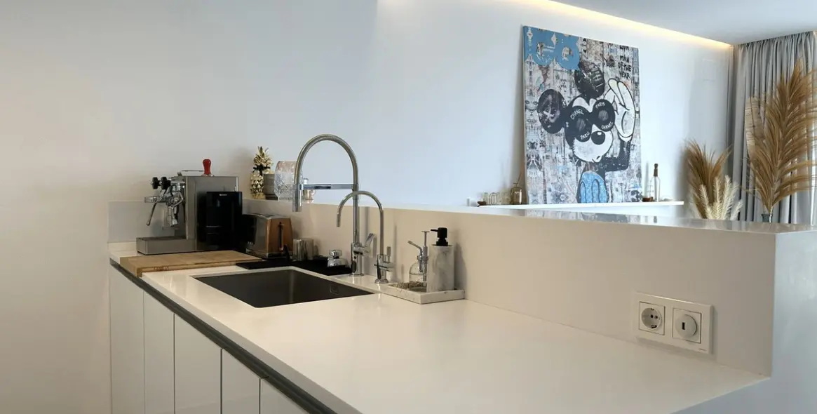 Venta de ático dúplex en Cabopino 16