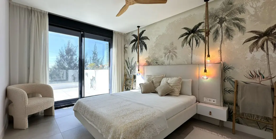 Sale of penthouse duplex in Cabopino 36