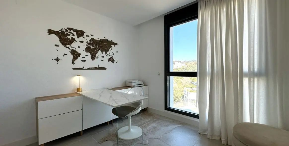 Sale of penthouse duplex in Cabopino 44