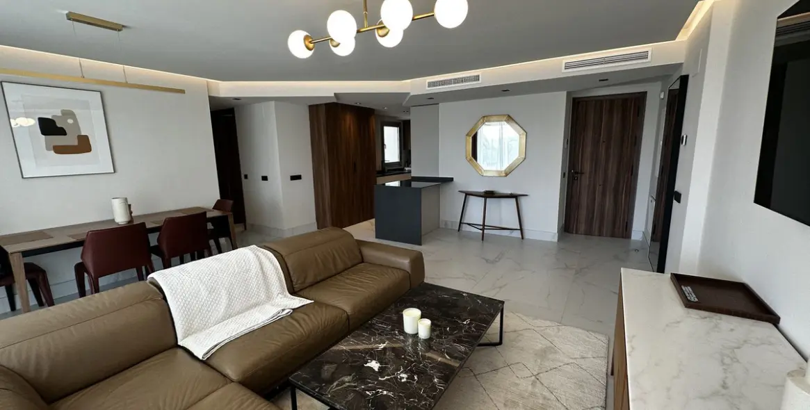 Venta de apartamento en planta media en San Pedro de Alcántara 9