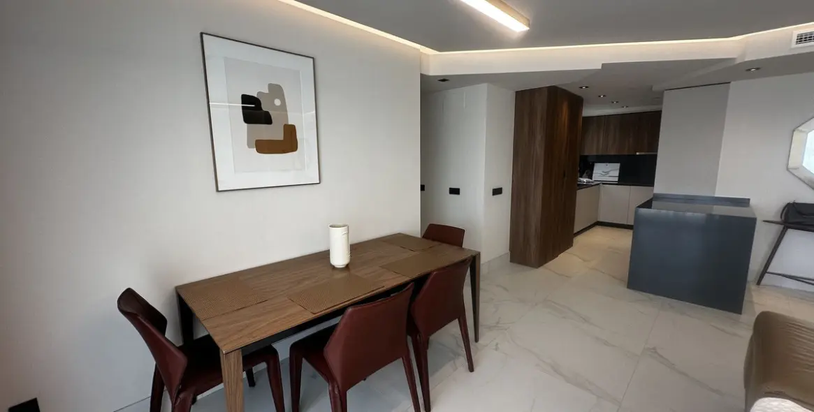 Venta de apartamento en planta media en San Pedro de Alcántara 10