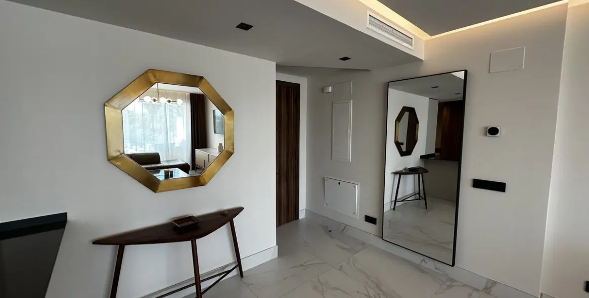 Venta de apartamento en planta media en San Pedro de Alcántara 14