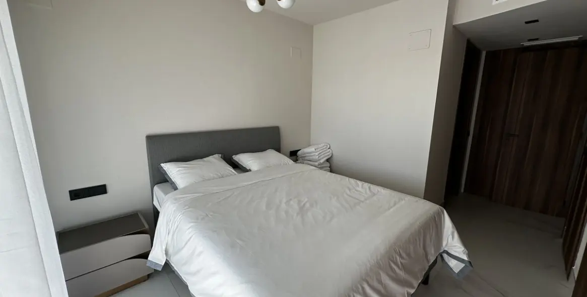 Venta de apartamento en planta media en San Pedro de Alcántara 18