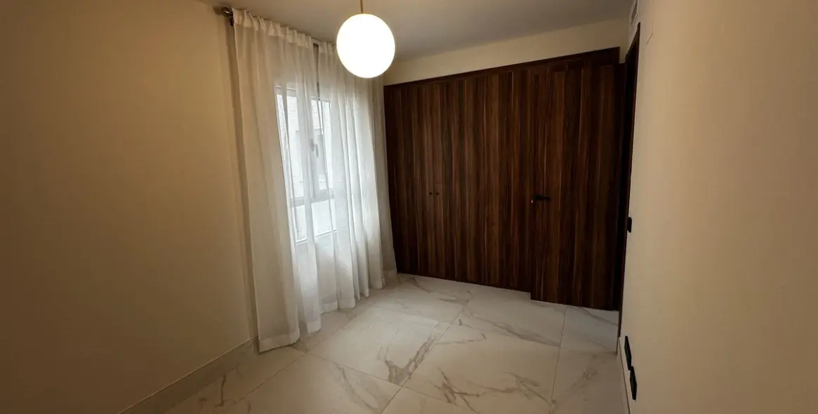 Venta de apartamento en planta media en San Pedro de Alcántara 19