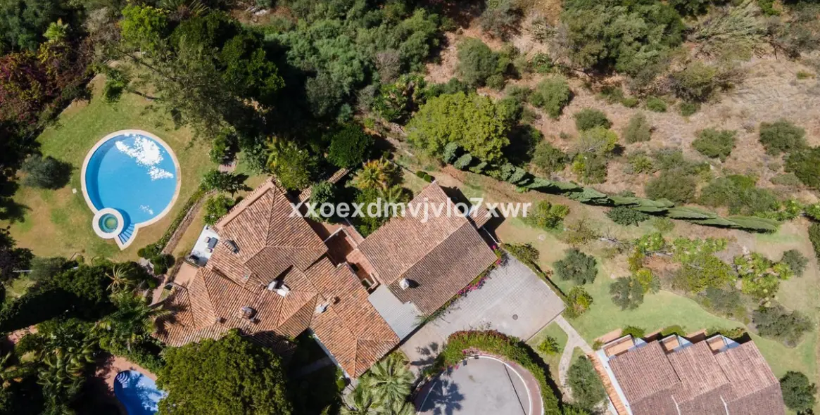 Продажа  жилого участка в Marbella 1