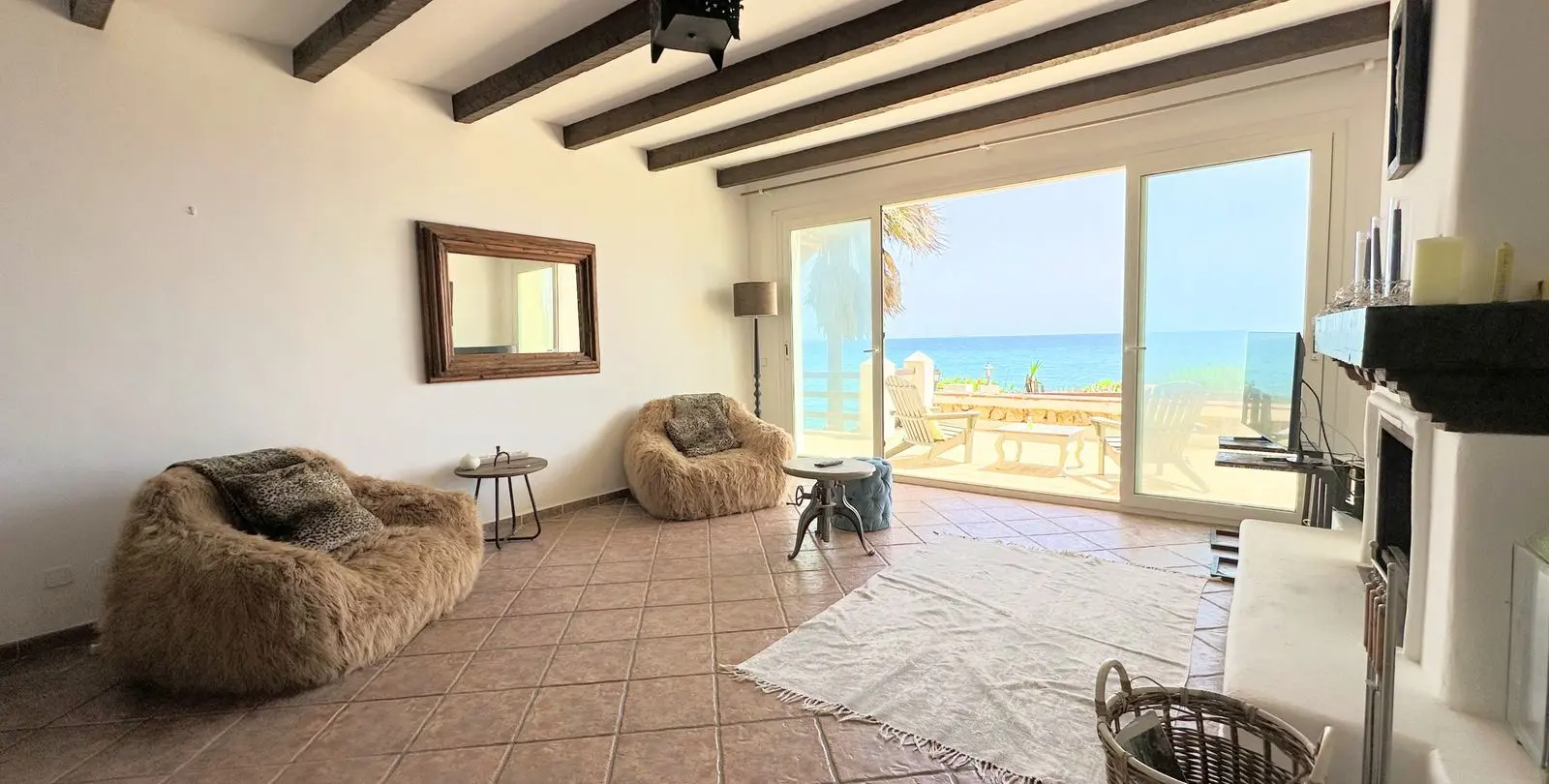 Sale of detached villa in Manilva 3