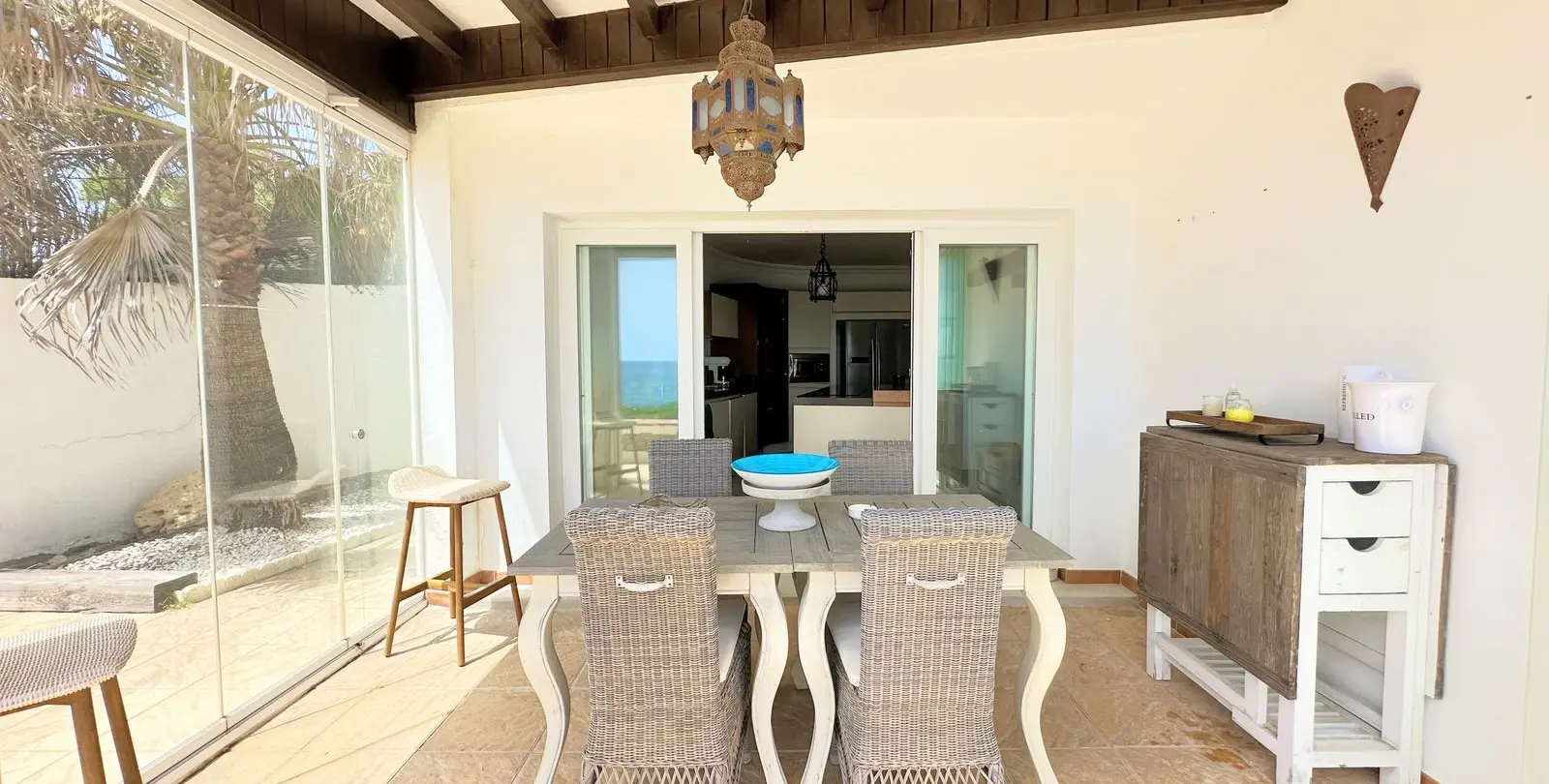 Sale of detached villa in Manilva 10