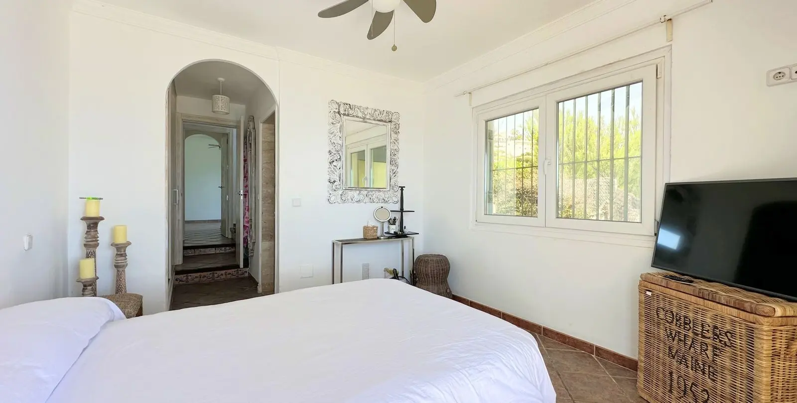 Sale of detached villa in Manilva 19