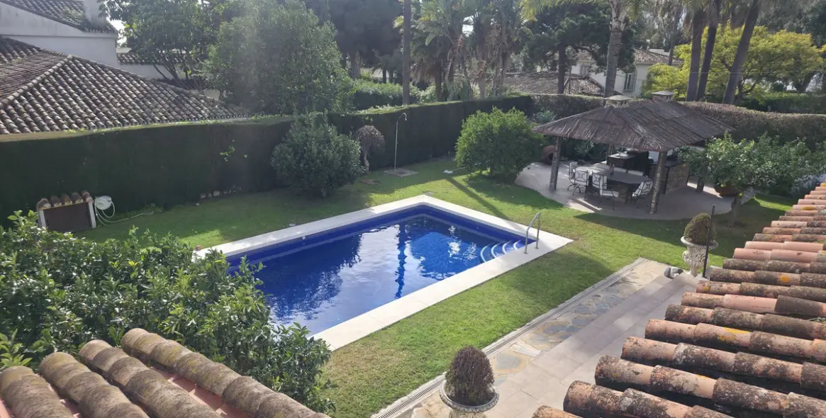 Продажа  отдельно стоящей виллы в The Golden Mile 4