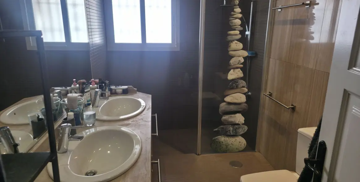 Продажа  отдельно стоящей виллы в The Golden Mile 11