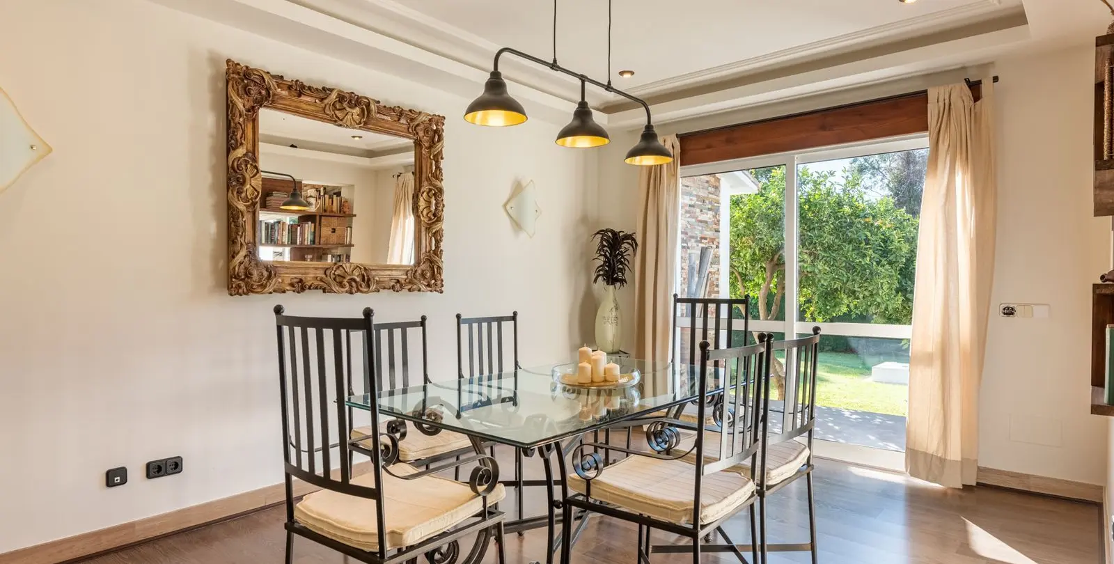 Venta de villa independiente en The Golden Mile 7