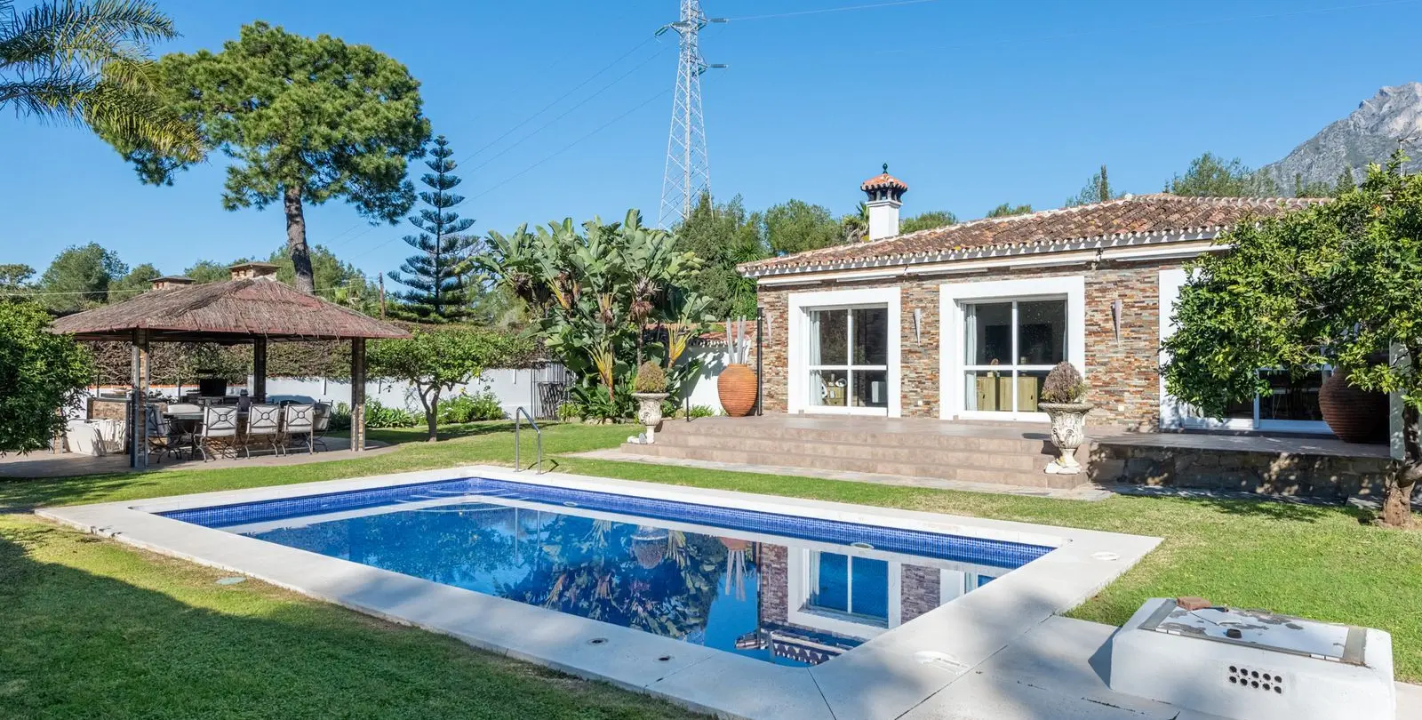 Venta de villa independiente en The Golden Mile 19