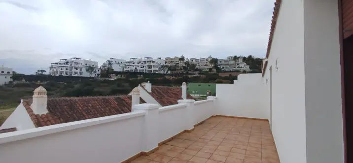 Продажа таунхауса в Doña Julia 0