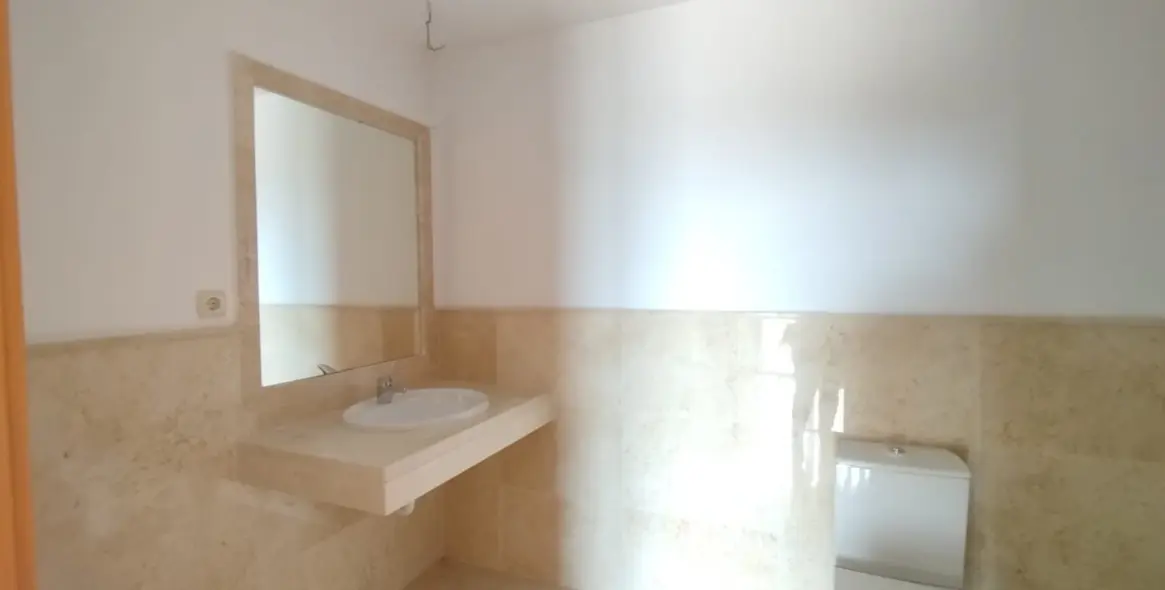 Продажа таунхауса в Doña Julia 27