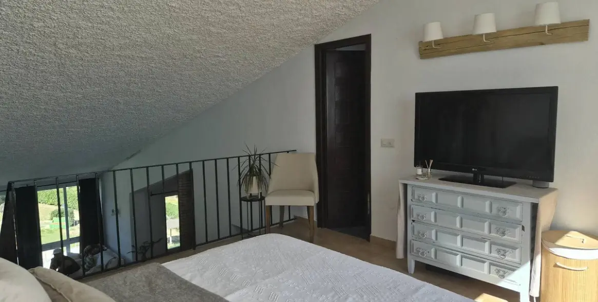 Продажа пентхауса в Estepona 8