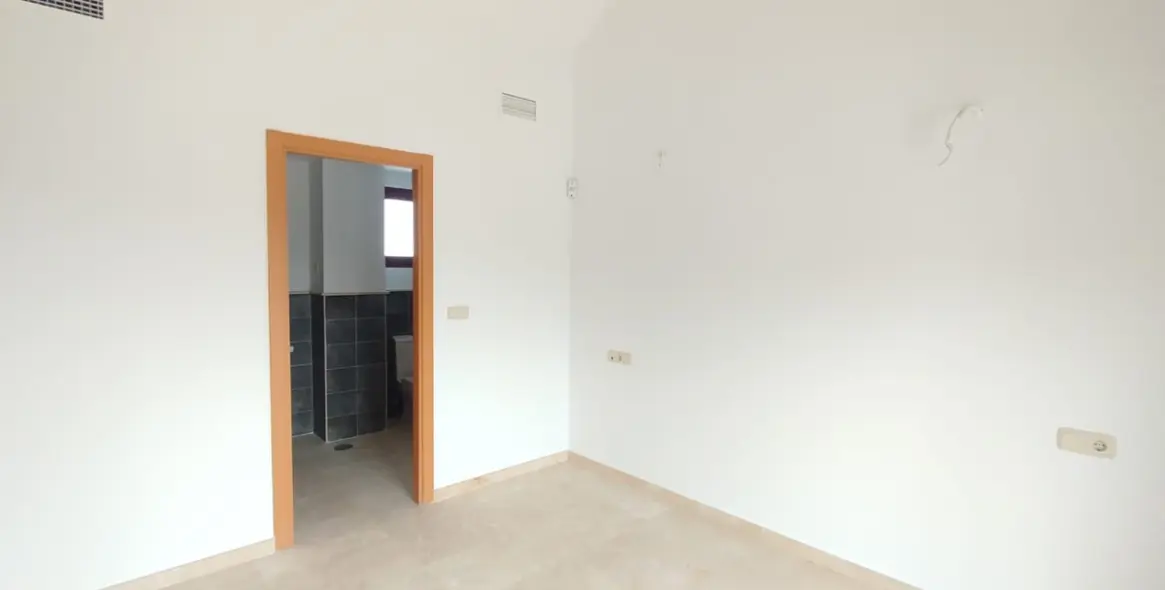 Sale of townhouse in Doña Julia 17