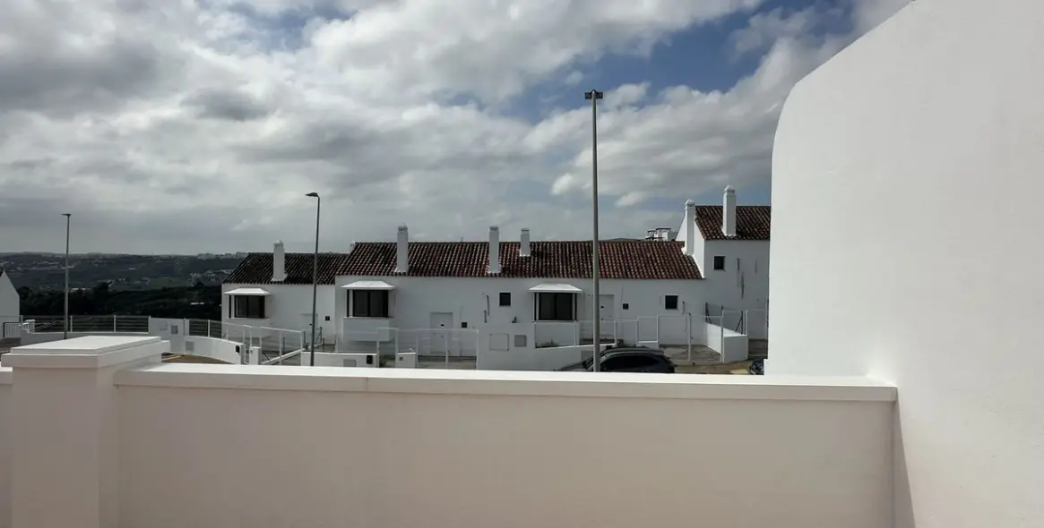 Продажа таунхауса в Doña Julia 40